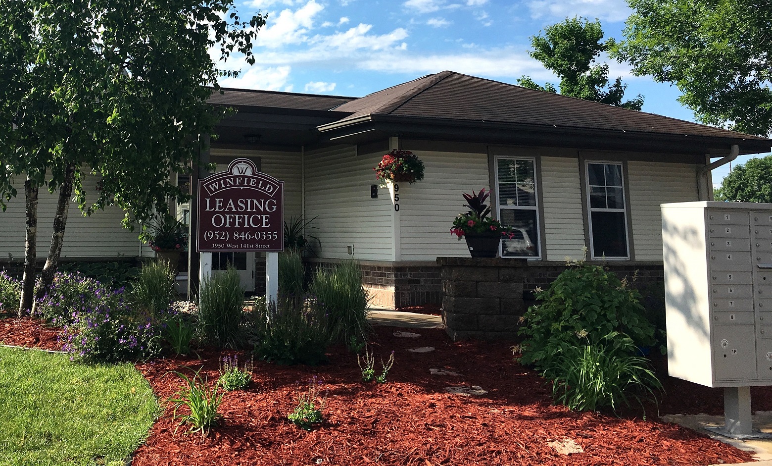 Winfield Townhomes Apartments in Savage, MN